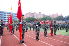 【学习强国】校园风采丨5000余名新生齐聚凤凰山下 湖南都市职业学院迎来2026级新同学